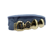 4 Tooth Grillz w  3D Logos and Diamond Gap Filler