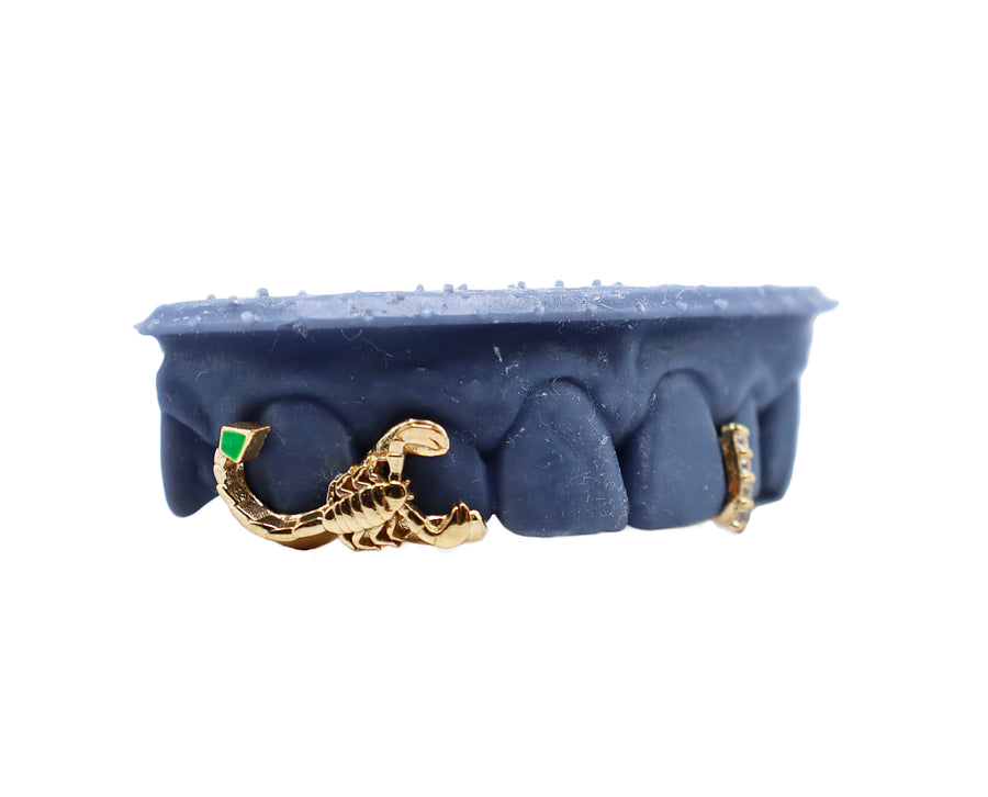 3D Scorpion Grillz w Diamond Gap Filler